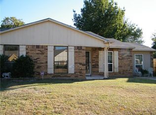 3729 Longmeadow Way, Fort Worth, TX 76133