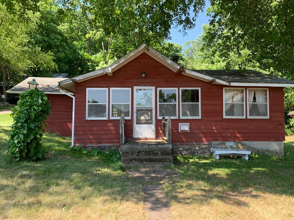 1st image of 35464 Sullivan Dr