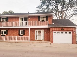 4665 N Shore Dr, Clear Lake, IA 50428