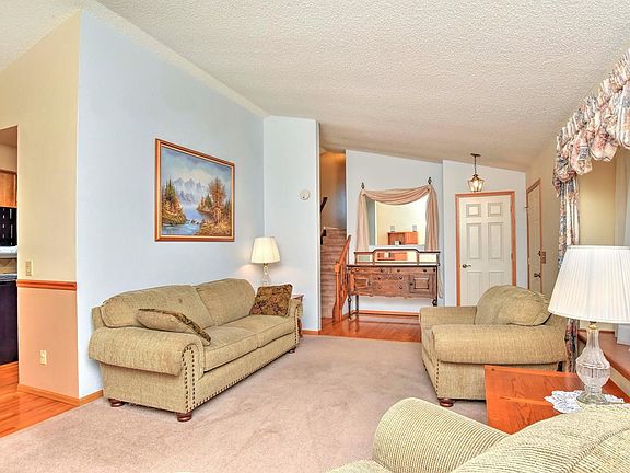 5th image of 3338 W 11th Avenue Pl