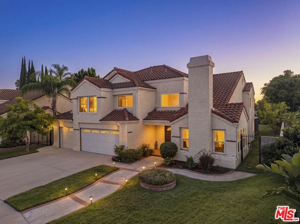 9633 Lilly Ct, Northridge — photo 1