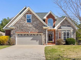 4348 Wellesley Dr, Ooltewah, TN 37363