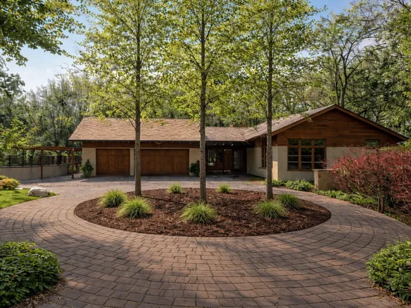 20545 Linden Rd, Excelsior, MN 55331