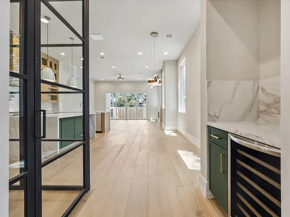 2404 Quenby St, Houston, TX 77005