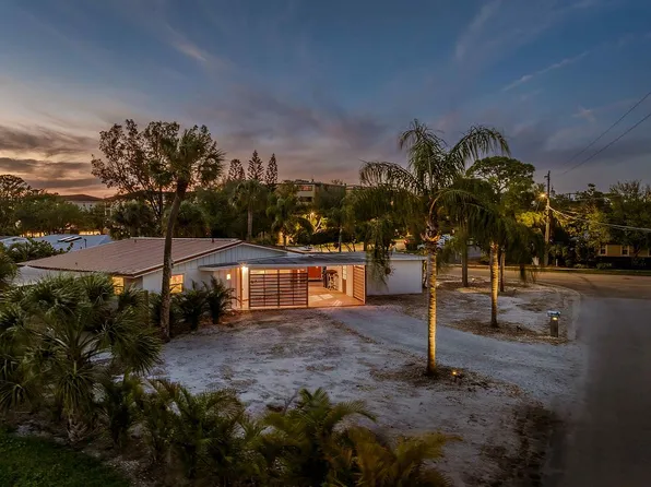 1100 Davis St, Venice, FL 34285