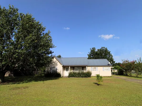 121 Melissa St, Midland City, AL 36350