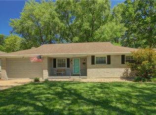 9729 Walnut St, Kansas City, MO 64114