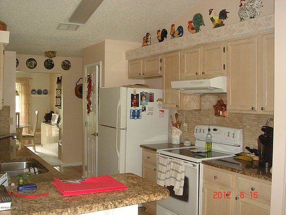 5th image of 3355 Chimney Dr