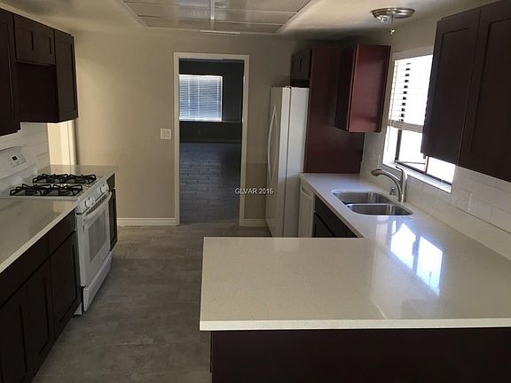 5th image of 1953 Canterbury Dr #0