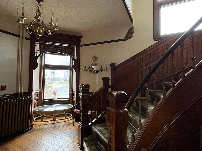 2201 Bryant Ave S #15 — Photo 5