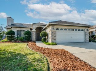 9821 N Backer Ave, Fresno, CA