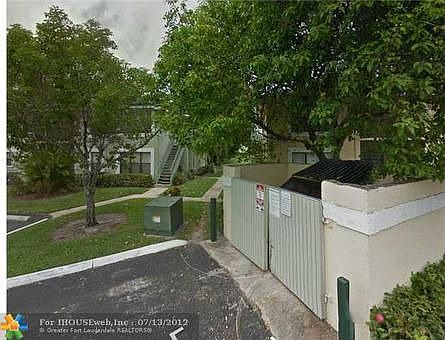 1st image of 4040 NW 87th Ave
