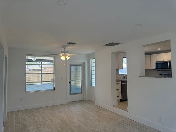 5th image of 4937 Lemon Bay Dr