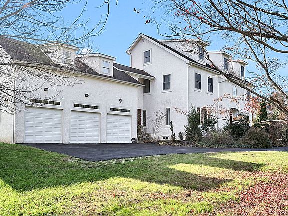 Three car garage - 31'x23'