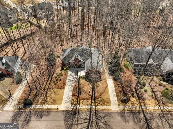 220 Melvin Dr, Jefferson, GA 30549