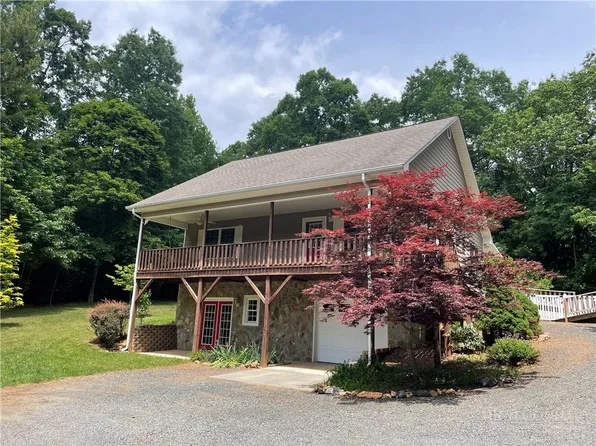 218 Jeannette Glen, West Jefferson, NC 28694