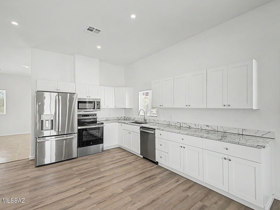 1st image of 8895 S Marstellar Rd