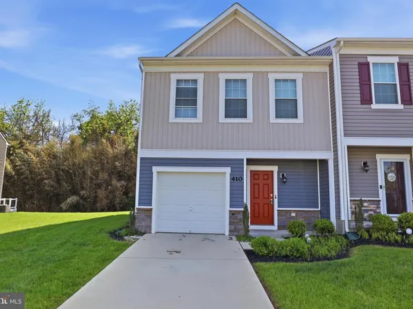 410 Maple Run Dr, York, PA 17404