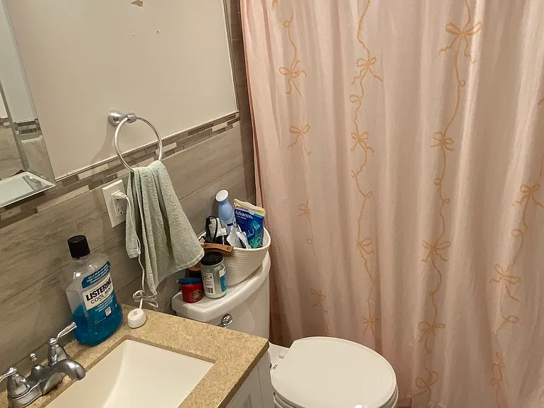 202 N 9th St #3 — Photo 10