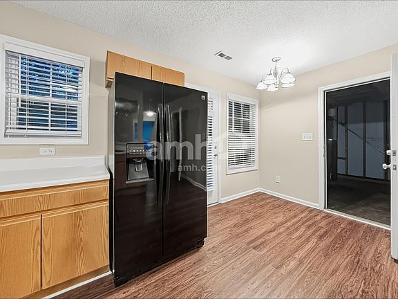 3rd image of 803 Woodgreen Dr
