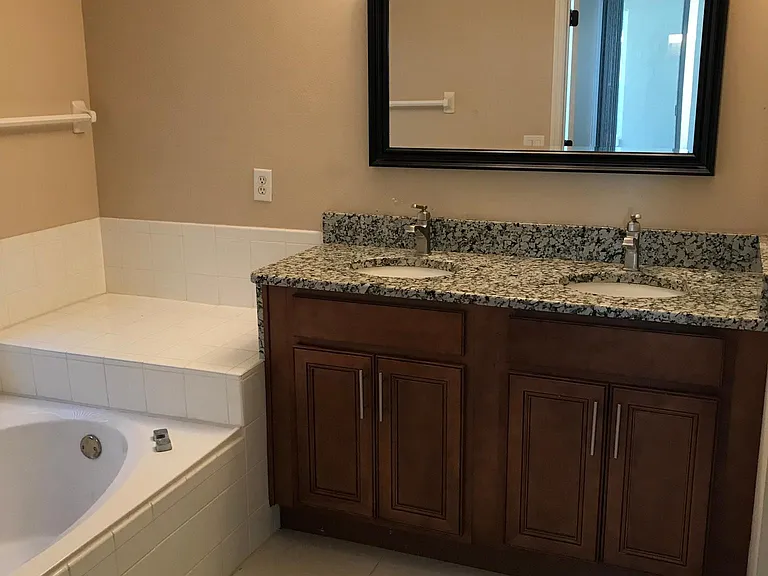 12 Saint Andrews Ct — Photo 13