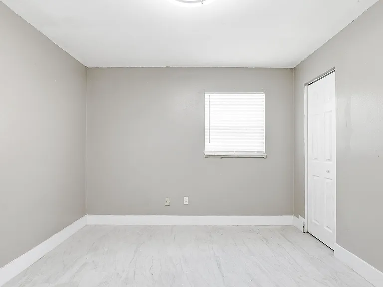 919 Fern Ave — Photo 15