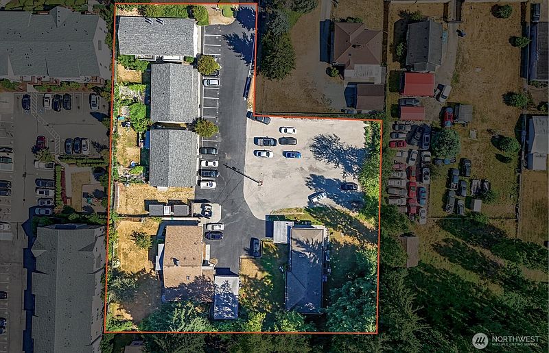 3rd image of 1031 1045 SW 122nd Street