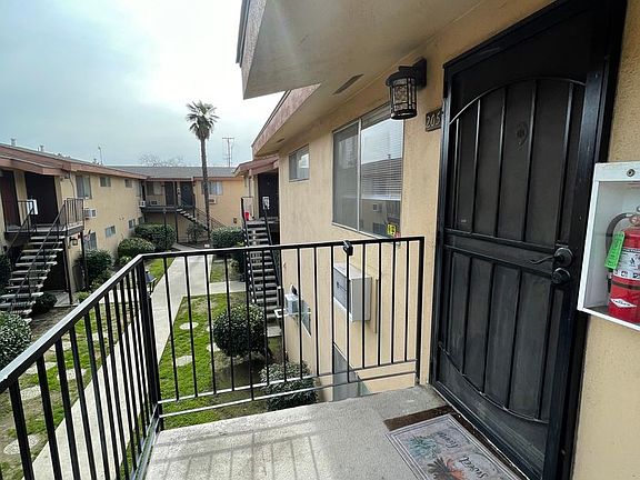 3rd image of 1124 S Shady St APT 205