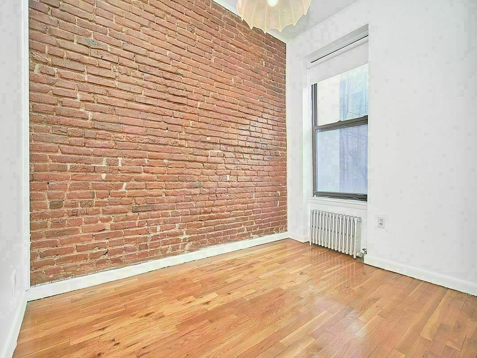 2nd image of 241 W 24th St #A3