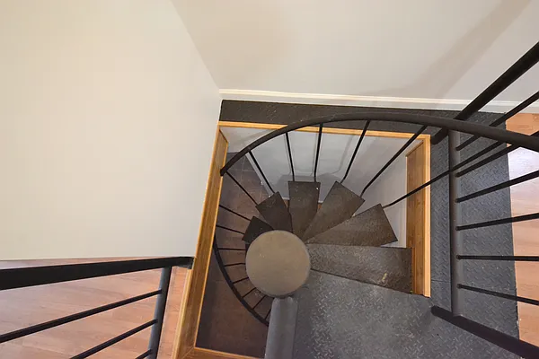 Rented by Bold New York | media 12