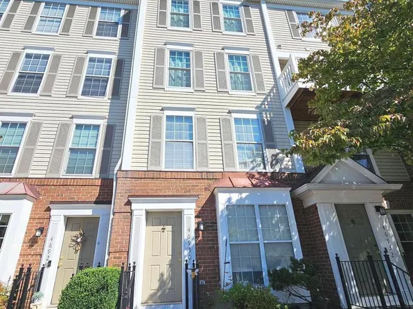 46930 Courtyard Sq, Sterling, VA 20164