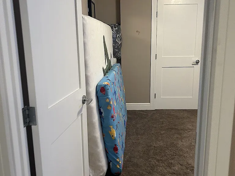221 Kirpatrick Way — Photo 8