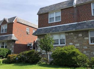 2013 Faunce St, Philadelphia, PA 19152