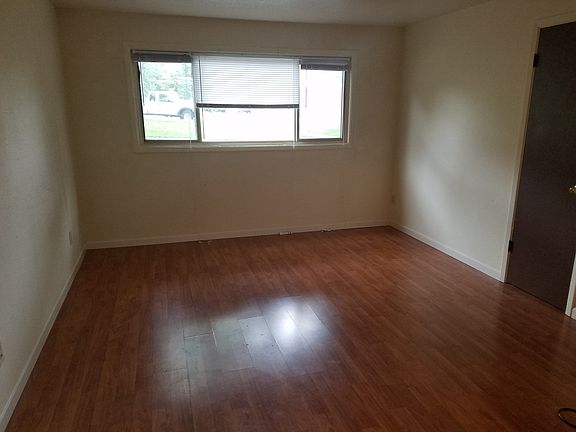 4th image of 815-835 N Davis St #819-1