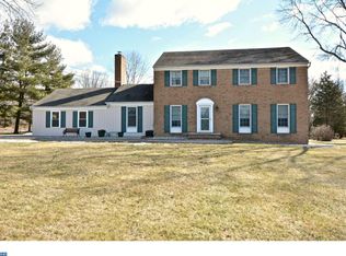 288 Wargo Rd, Pennington, NJ 08534