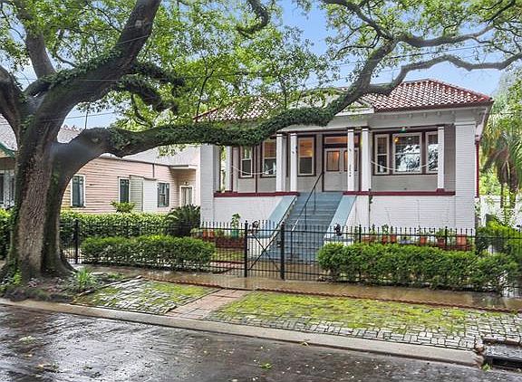 2nd image of 2824 Ursulines Ave