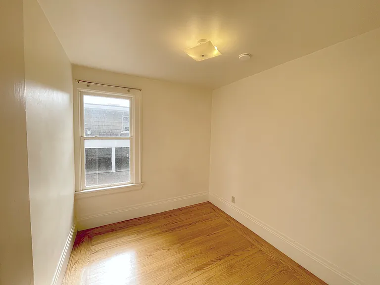 2732 Hillegass Ave #2 — Photo 13