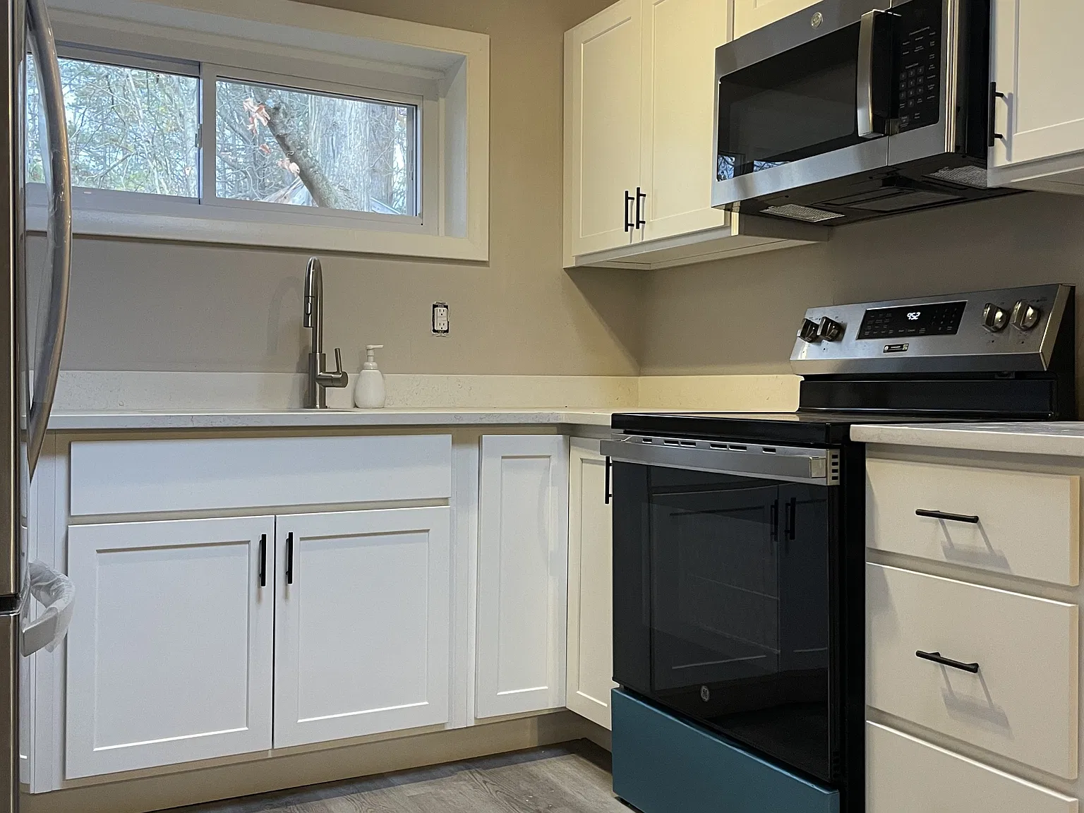397 W Main St — Photo 1