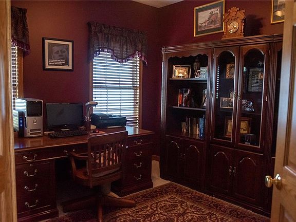 3rd image of 8622 Markley Dr