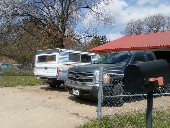 2 Car/Truck driveway 