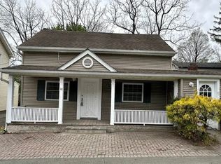 18 Forester Ave, Warwick, NY 10990