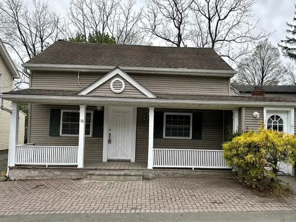 18 Forester Ave, Warwick, NY 10990