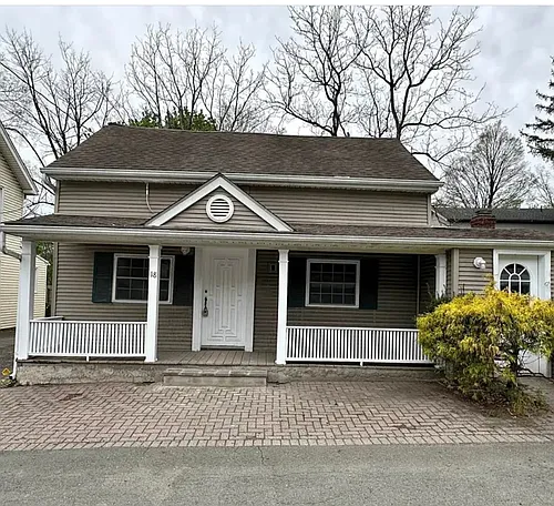 18 Forester Ave Photo 1