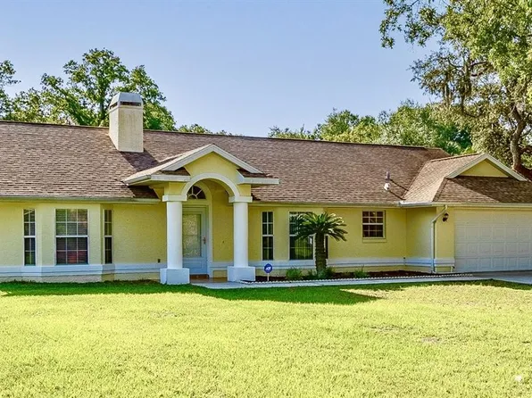 525 N McGowan Ave, Crystal River, FL 34429