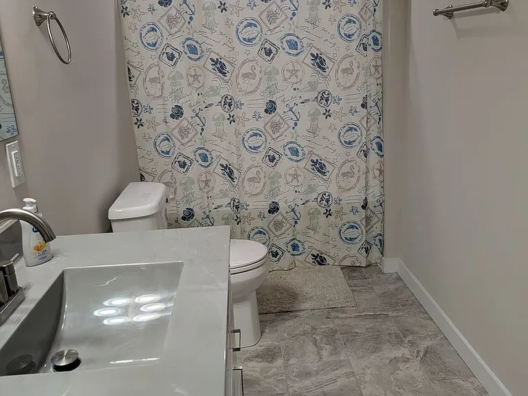 950 S Hebron Ave — Photo 8