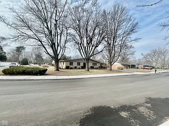 4th image of 41 N Middleton Rd