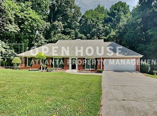 3960 Windy Shore Dr, Snellville, GA 30039