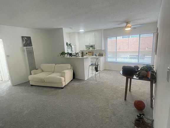 3rd image of 12219 Pacific Ave