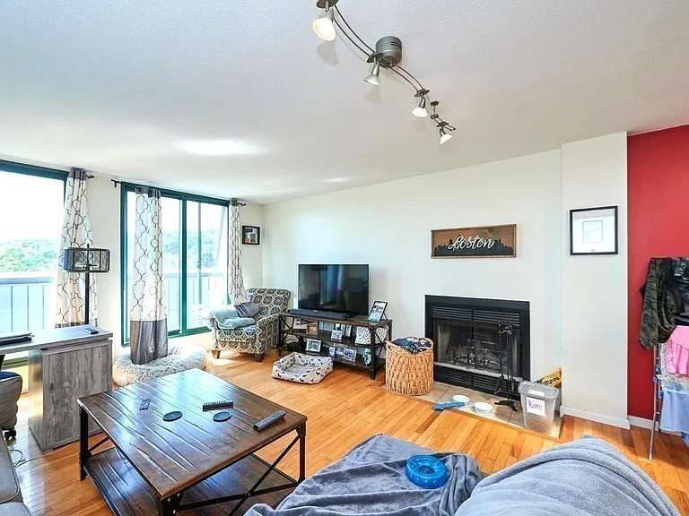 59 Brainerd Rd #606 — Photo 5