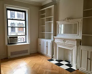 Rented by Siderow Residential Group